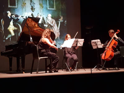 Elena D'Alicarnasso, Leonora Catullo, Michele Mazzola in concerto