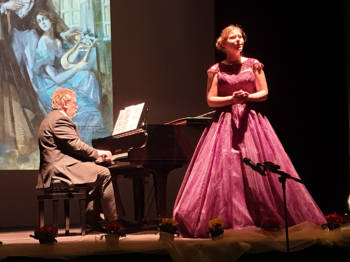 Marina Makarova (soprano) e Aleksandr Tsvetkov (piano) in concerto
