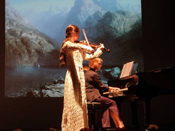 Elizaveta Zakharova (violino) ed Elena Falkon (piano) in concerto