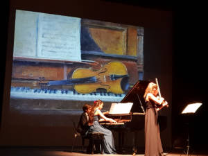 Beatrice (pianoforte)  Anna (violino) e Maxim 