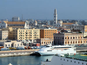 Bari - porto e panorama