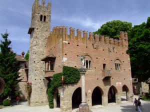 Grazzano Visconti - il castello