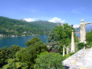 Isola Bella - una vista sul lago