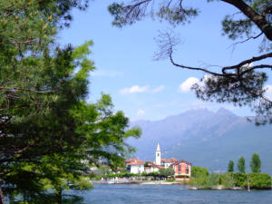 Isola Bella - in avvicinamento all'Isola dei Pescatori