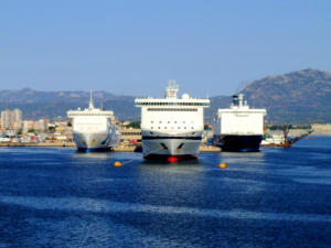 Navi nel porto di Olbia