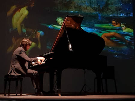 Simone Cernuschi in concerto