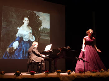 Marina Makarova (soprano) e Aleksandr Tsvetkov (piano) in concerto