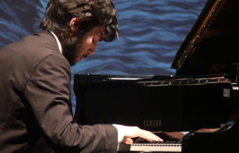 Simone Cernuschi in concerto
