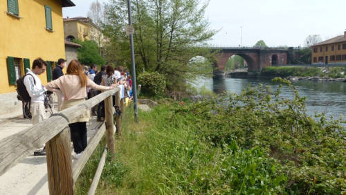 Nello splendido scenario del canale Muzza le nostre lavandaie oltre a lavare i panni sporchi, lavavano nella Muzza anche i loro dispiaceri
